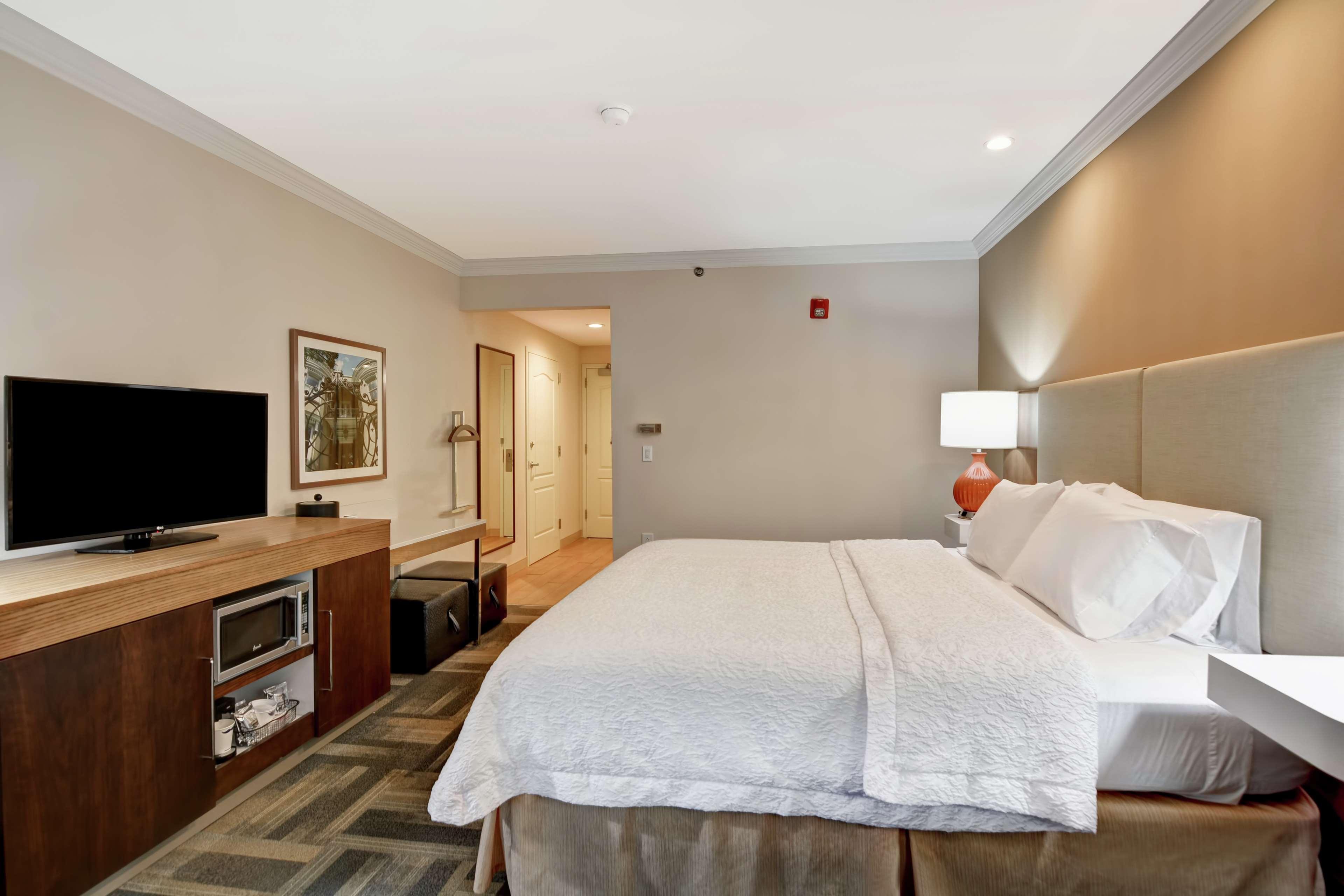 Hampton Inn Charleston North Север Чарлстон Экстерьер фото