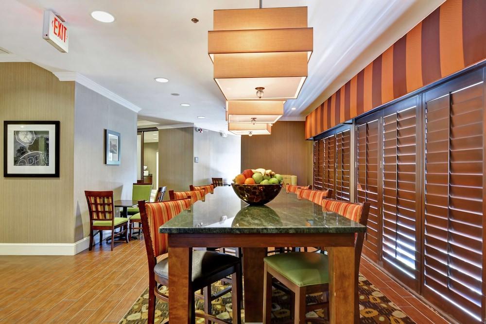 Hampton Inn Charleston North Север Чарлстон Экстерьер фото