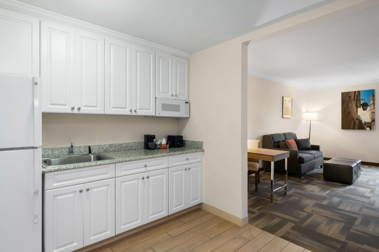 Hampton Inn Charleston North Север Чарлстон Экстерьер фото