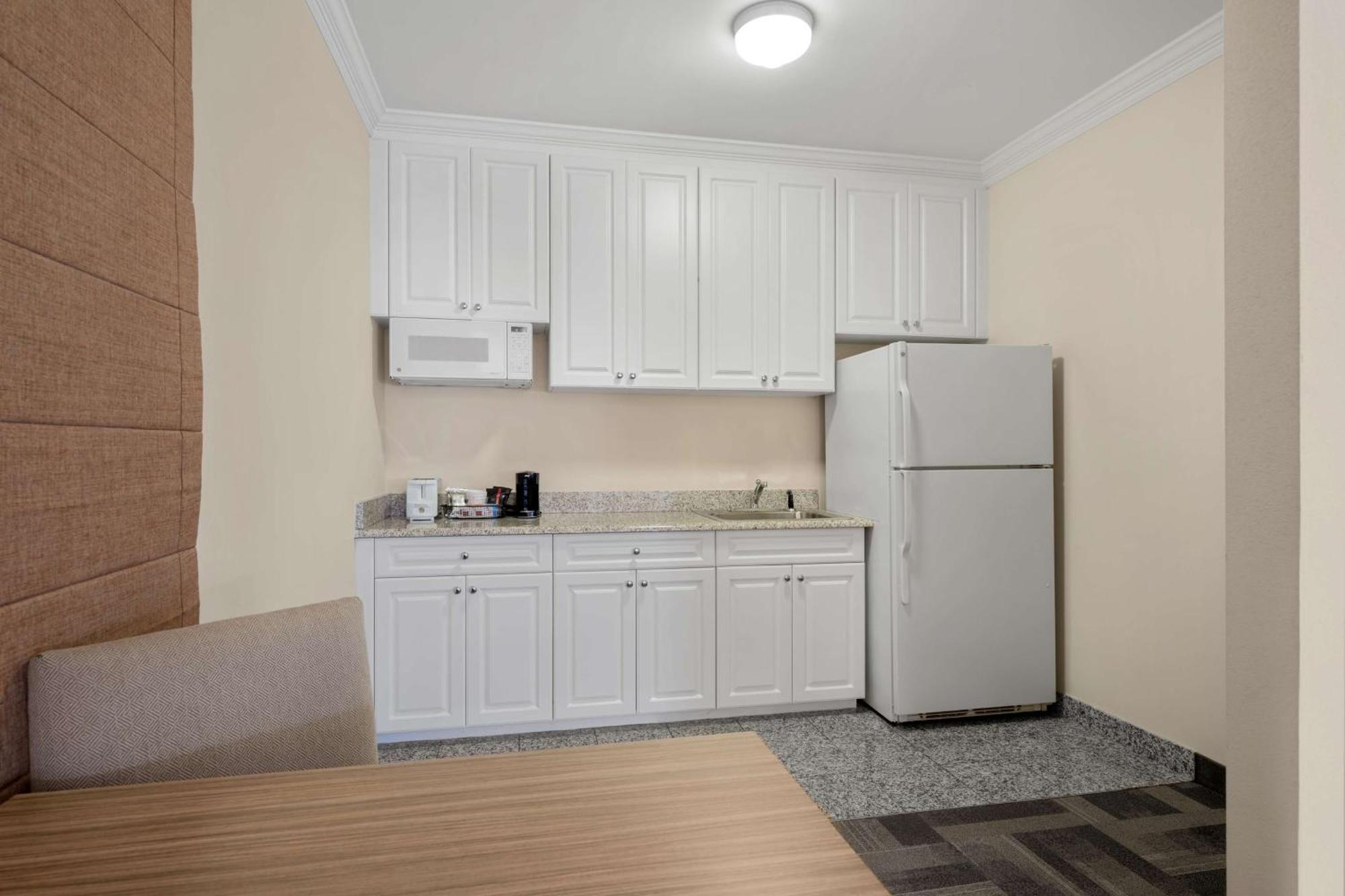 Hampton Inn Charleston North Север Чарлстон Экстерьер фото